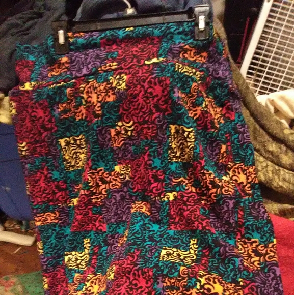 LulaRoe Cassie skirt. Like new. 3XL. Pre-owned